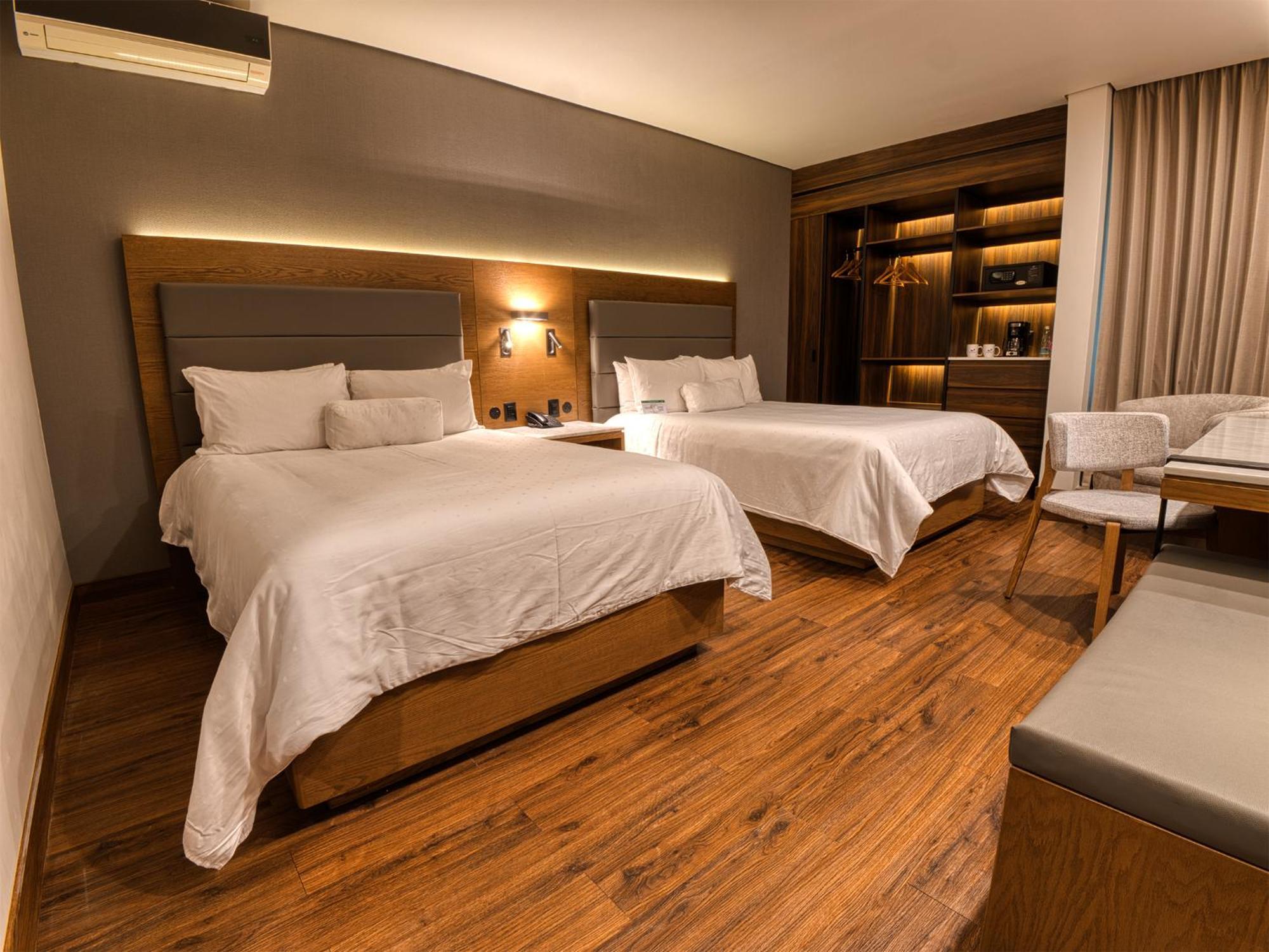 Victoria Ejecutivo Hotell Guadalajara Eksteriør bilde